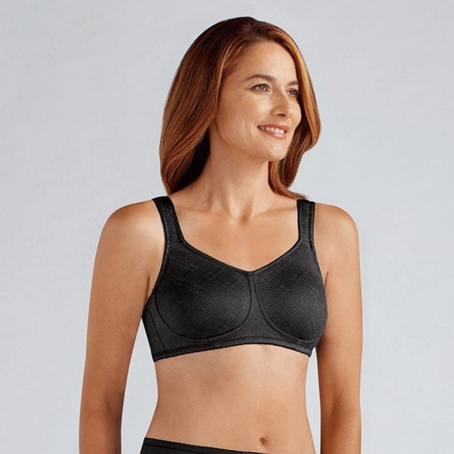 white amoena dianna mastectomy bra front view