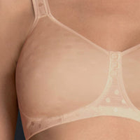 light powder anita airita mastectomy bra spacer cups close view