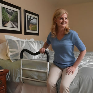 bed assist handle m rail with pouch lifestyle view