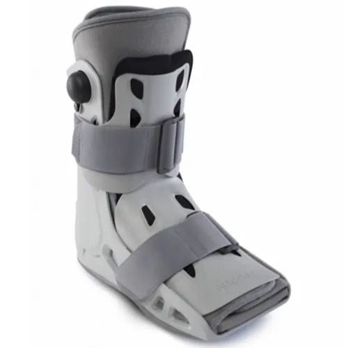 Aircast airselect short walker boot front view