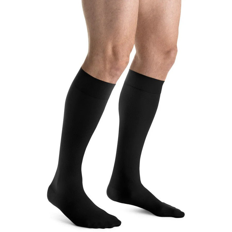 jobst-115-formen-knee-high-compression-sock-closed-toe-black-1-side