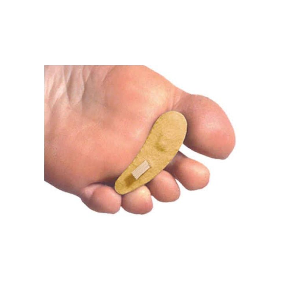 pedifix feltastic hammer toe cushion 1 lifestyle front view