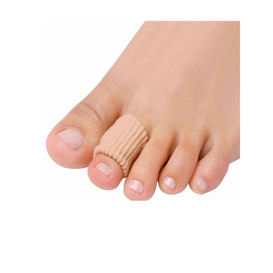 pedifix visco gel corn protectors 1 lifestyle front view