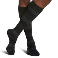sigvaris-183-microfibre-shades-compression-sock-knee-high-15-20-mmhg-men-onyx-stripe-1-front-view