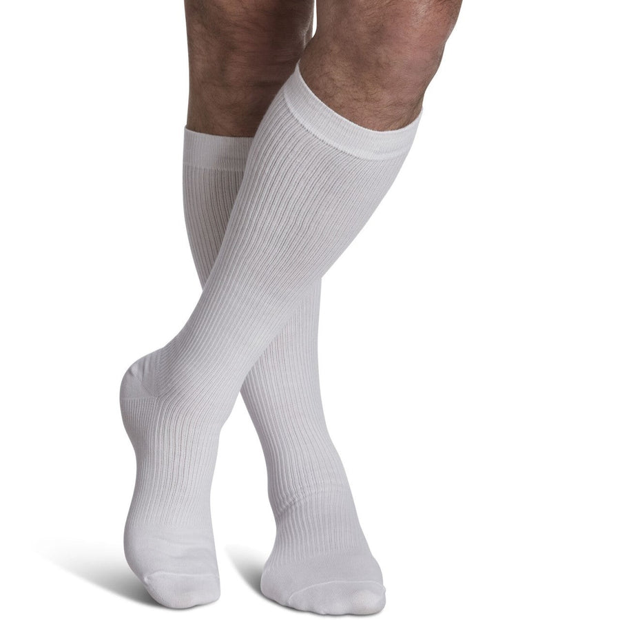 sigvaris-186-casual-cotton-knee-high-compression-sock-15-20-mmhg-men-white-1-front-view