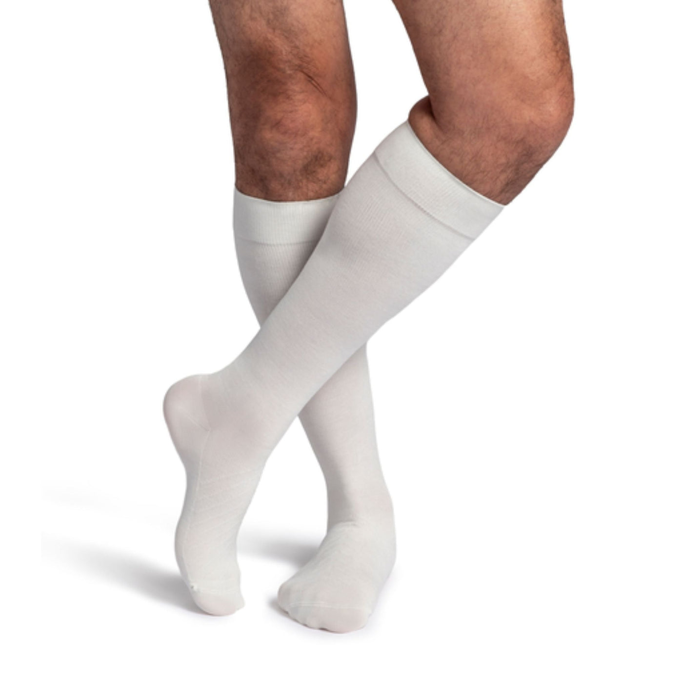 Sigvaris 262 bamboo compression sock knee high front view, in ivory.