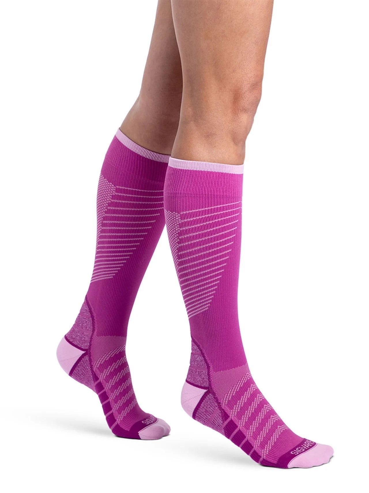 sigvaris-432-motion-flow-tech-compression-sock-20-30-mmhg-unisex-orchid-1-side-view