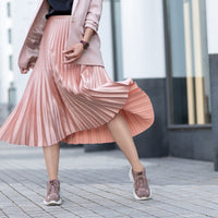 sigvaris-780-sheer-knee-high-compression-sock-women-golden-1-lifestyle