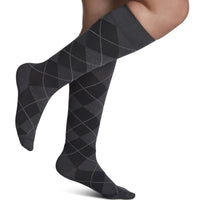 sigvaris-832-microfibre-patterns-compression-sock-knee-high-20-30-mmhg-women-graphite-argyle-1-side-view