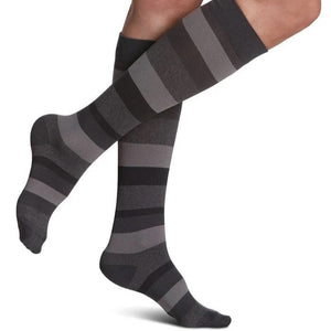 sigvaris-832-microfibre-patterns-compression-sock-knee-high-20-30-mmhg-women-graphite-stripe-1-side-view