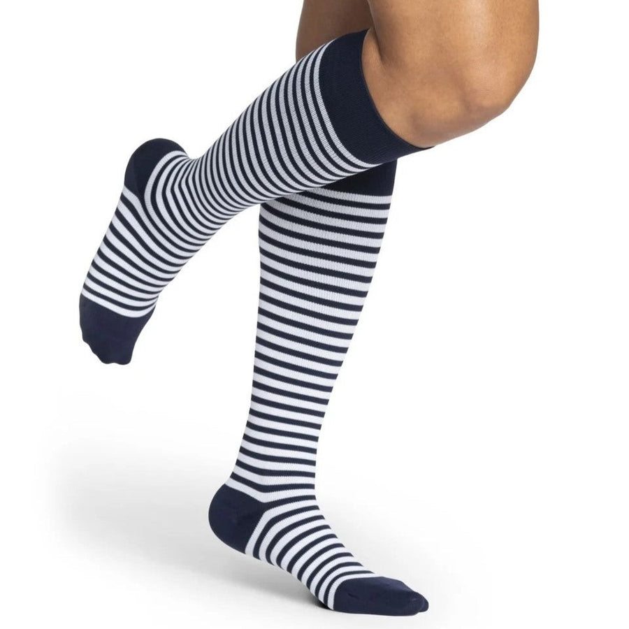 sigvaris-832-microfibre-patterns-compression-sock-knee-high-20-30-mmhg-women-mariner-stripe-1-front-view